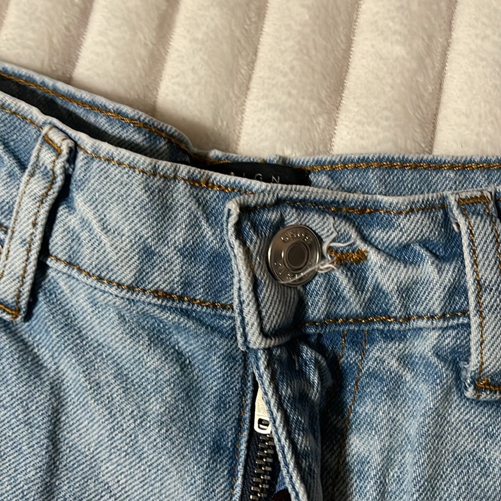 Asos Design To Fit Design Jean | Size 26 - Picture 3 of 10